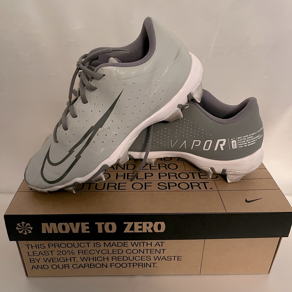 Mens Baseball Cleats Size8 Gray Used